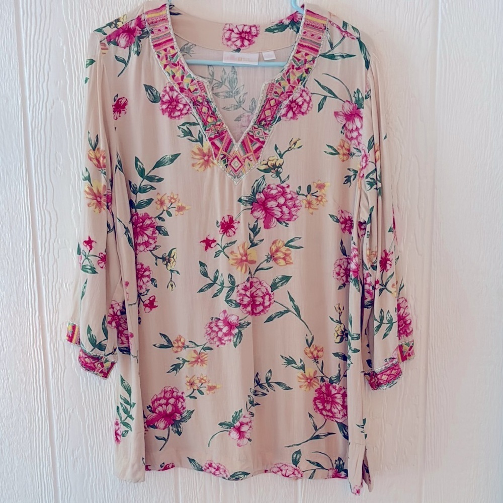 Belle by Kim Gravel Floral Tunic – Size Small